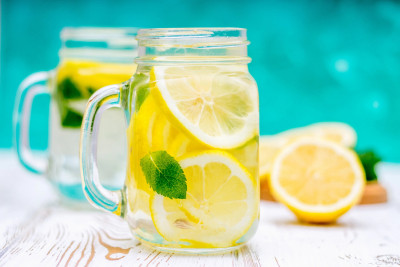 Ini yang Terjadi pada Tubuh Jika Anda Minum Air Lemon Setiap Hari